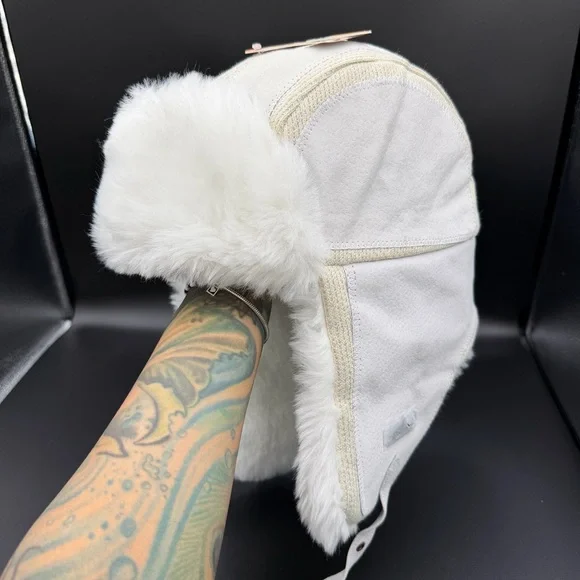 Unisex NWT Screamer Trapper Aviator Hat White Fur Winter Warm Leather Ski Snow - Picture 2 of 10